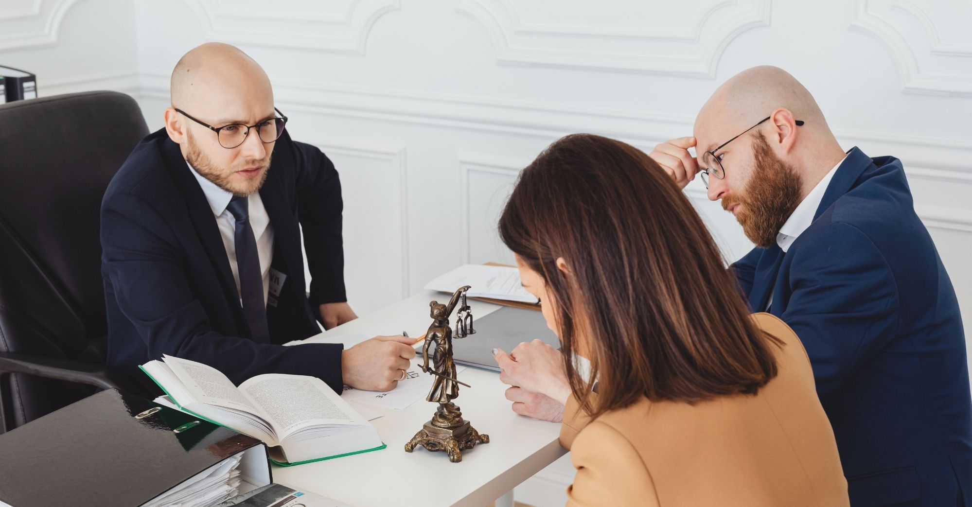 Abogados no pueden usar información de un cliente para actuar después en su contra