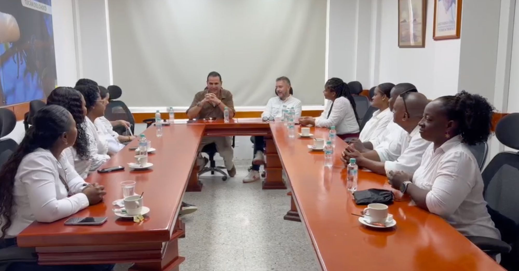Presidente de la Comisión Nacional de Disciplina Judicial visita el Chocó para acompañar y respaldar a servidores judiciales tras el sismo