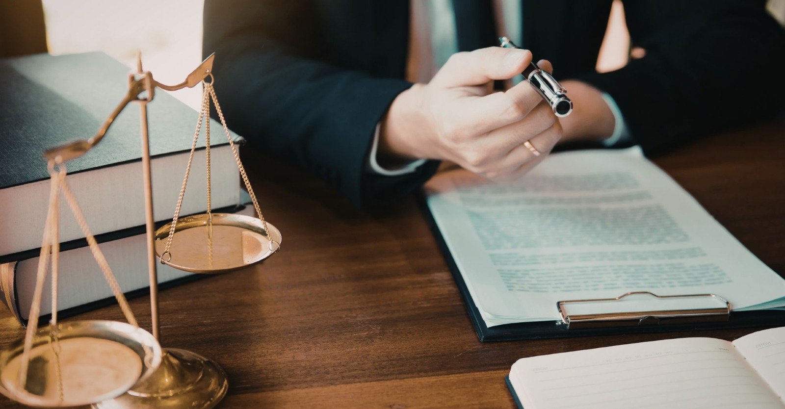 Comisión Nacional de Disciplina Judicial fija límites a la libertad de expresión de abogados en redes sociales